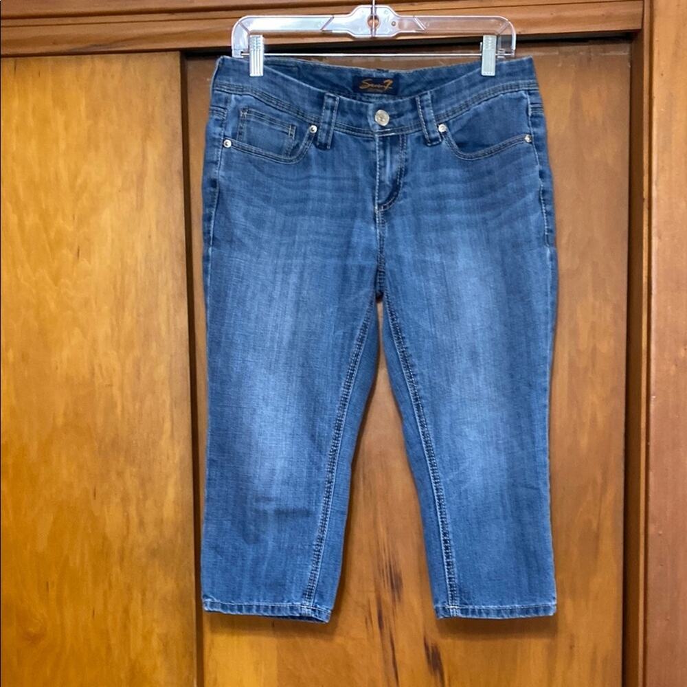 7 For All Mankind Blue Jeans Cropped Below the Knee Embellished Pockets 6 /19”